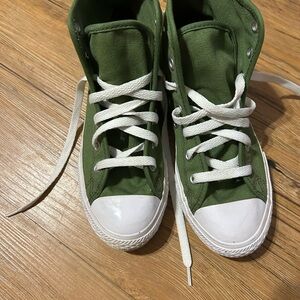 Stylish Green High-Top Kids' Sneakers